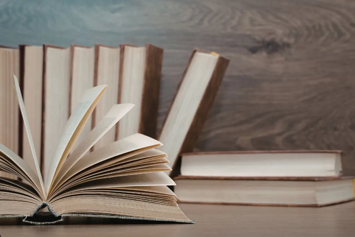 karya sastra klasik wajib dibaca