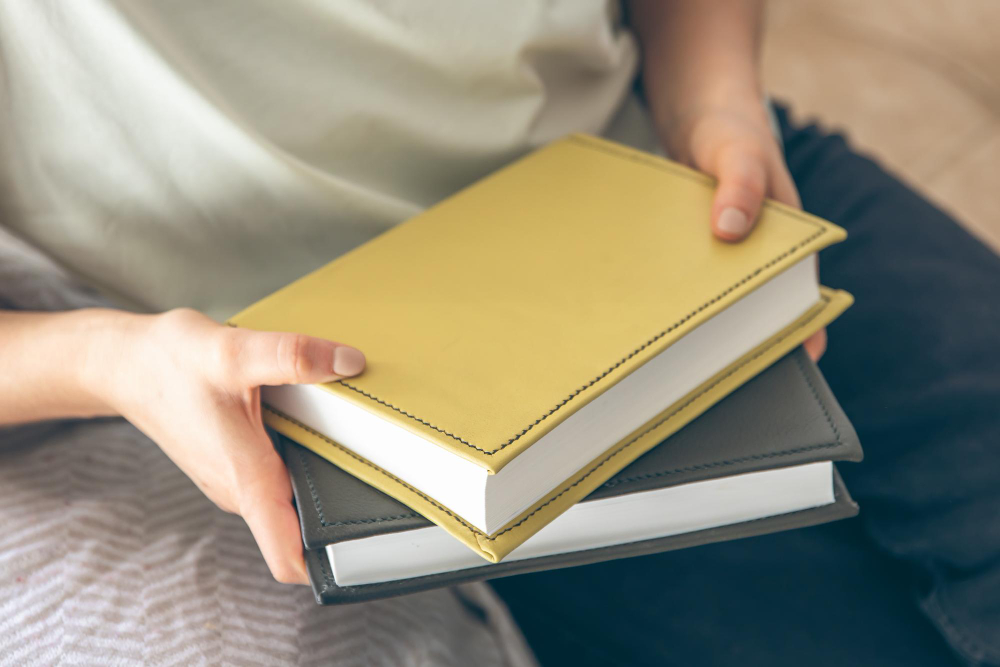 Cara memilih jenis cover buku yang tepat