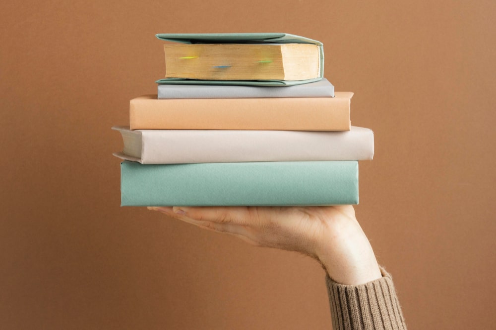 Menerbitkan skripsi sebagai buku