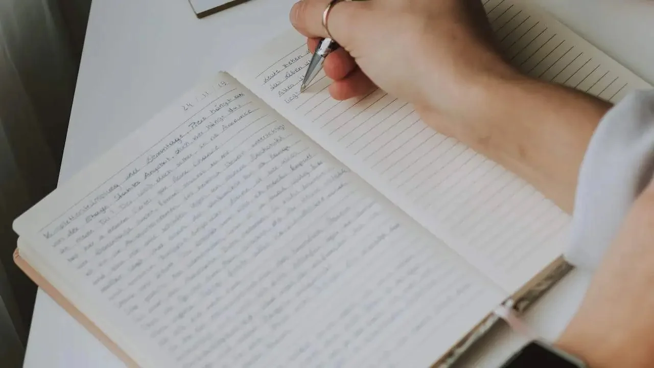 Cara menulis novel berseri